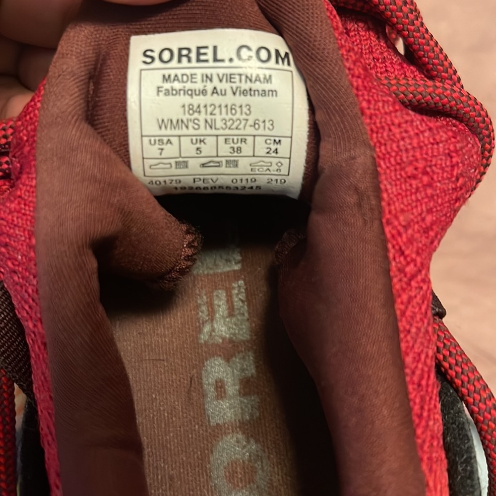 Red Sneakers - Picture 5 of 5